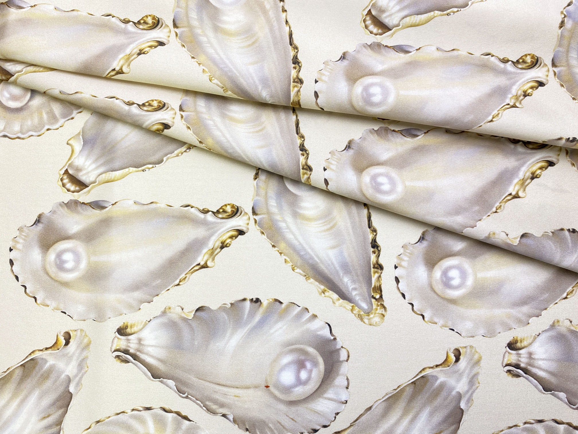 Ткань Шёлк  бежевого цвета с принтом ракушки и жемчуг 46589 1