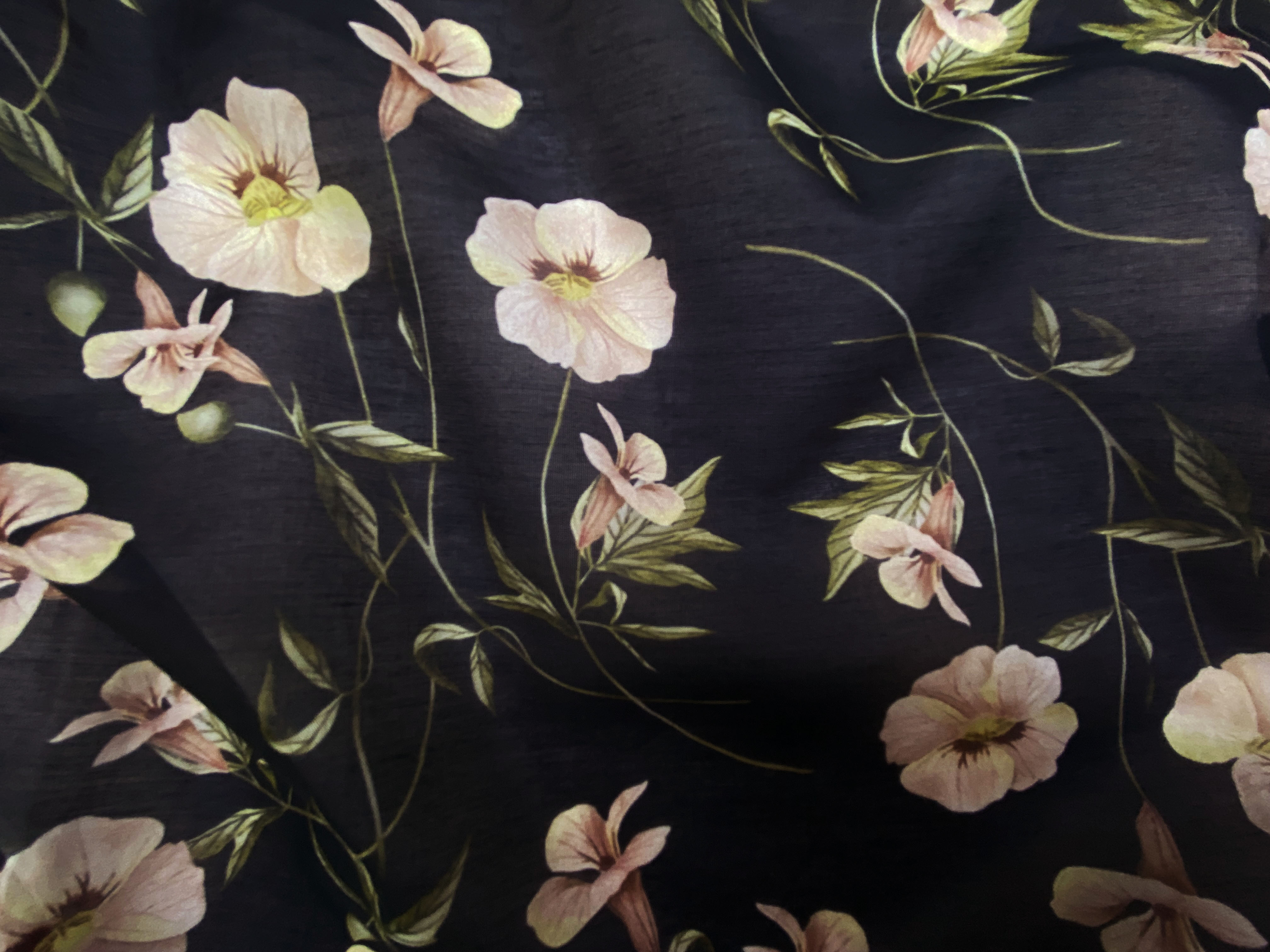 Ткань Муслин  чёрного цвета с принтом  персиковые цветы  16741 3